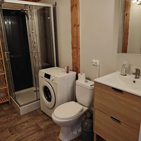 Cosy Revel, Ideal Tourisme Et Pro, Wifi, Climatisation شقة ريفيل