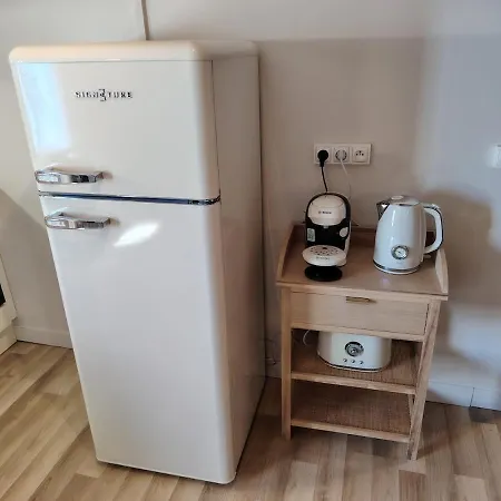 Cosy Revel, Ideal Tourisme Et Pro, Wifi, Climatisation * ريفيل